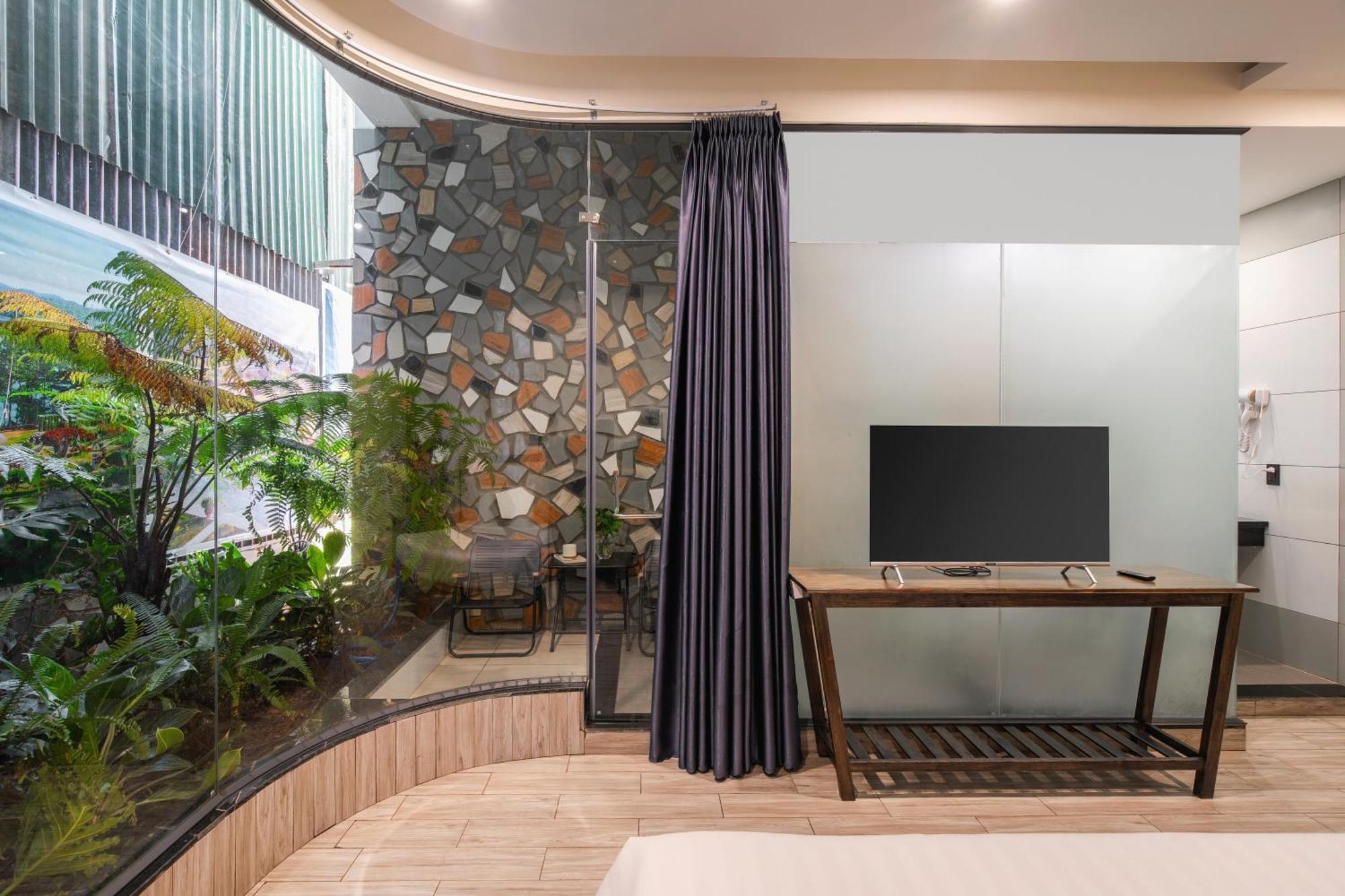 Greenview City Hotel Dalat Bagian luar foto